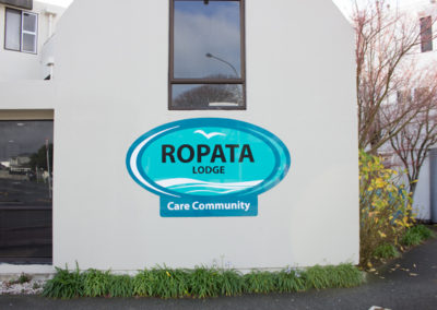 Ropata-Lodge-Outside.jpg